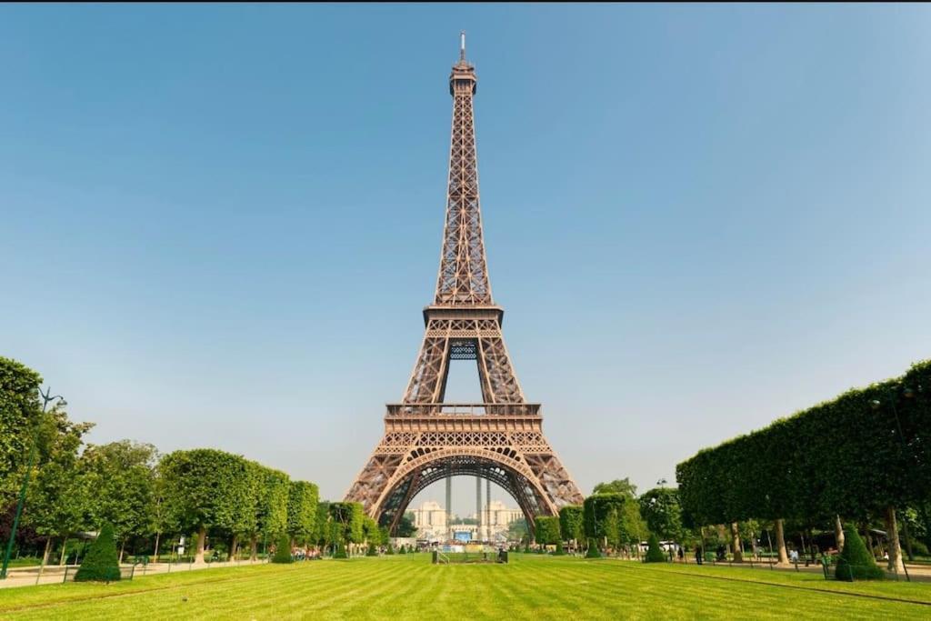 Suite Paris, Tour Eiffel, Champs Elysees Zewnętrze zdjęcie