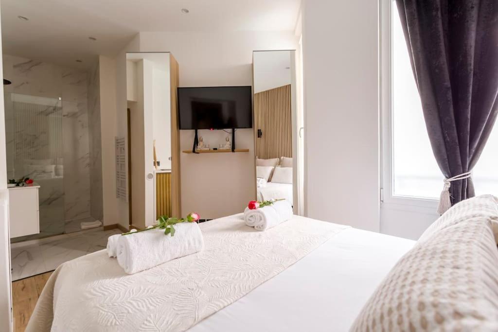Suite Paris, Tour Eiffel, Champs Elysees Zewnętrze zdjęcie