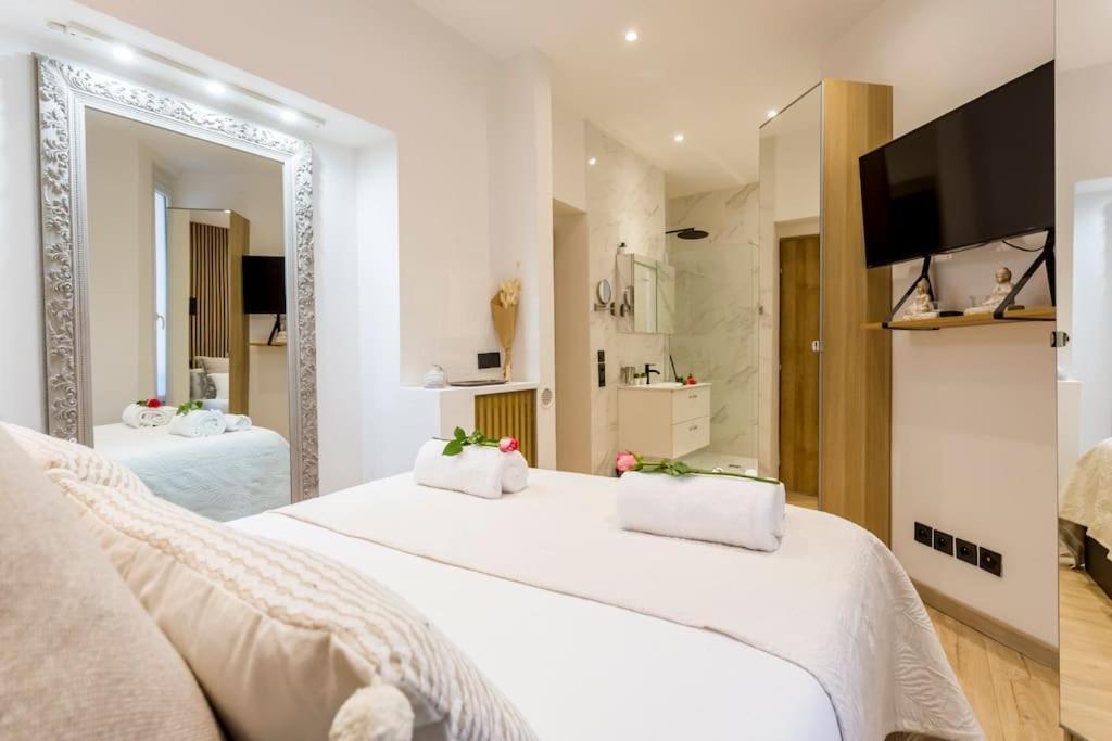 Suite Paris, Tour Eiffel, Champs Elysees Zewnętrze zdjęcie